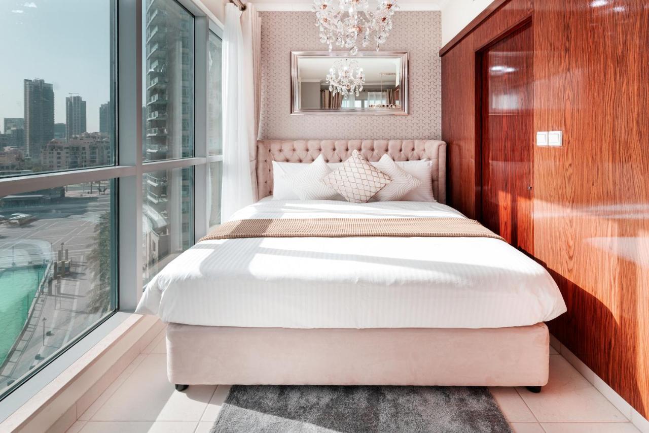 Elite Royal Apartment - Full Burj Khalifa & Fountain View - Brilliant - 2 Bedrooms & 1 Open Bedroom Without Partition Dubai Buitenkant foto