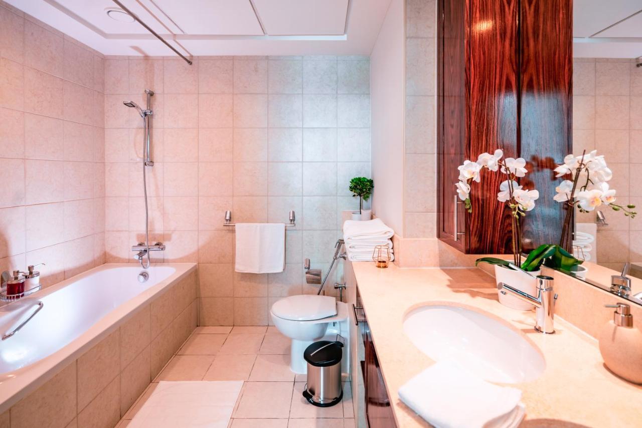 Elite Royal Apartment - Full Burj Khalifa & Fountain View - Brilliant - 2 Bedrooms & 1 Open Bedroom Without Partition Dubai Buitenkant foto